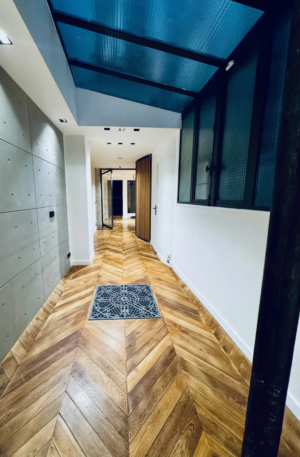 Atypical Duplex with Glass Roof & Vaulted Cellar in Le Marais
