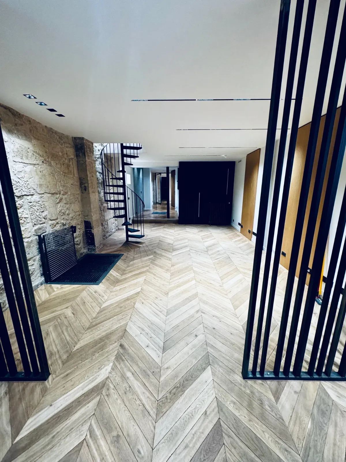 Atypical Duplex with Glass Roof & Vaulted Cellar in Le Marais