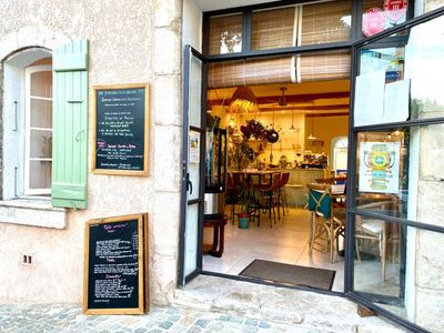 Jardin Clos avec Olivier pour Événements jusqu'à 70 Personnes