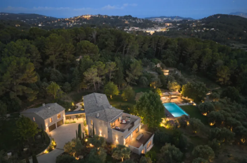 Domaine Exceptionnel de Villa avec Oliviers et Vues Panoramiques près de Mougins