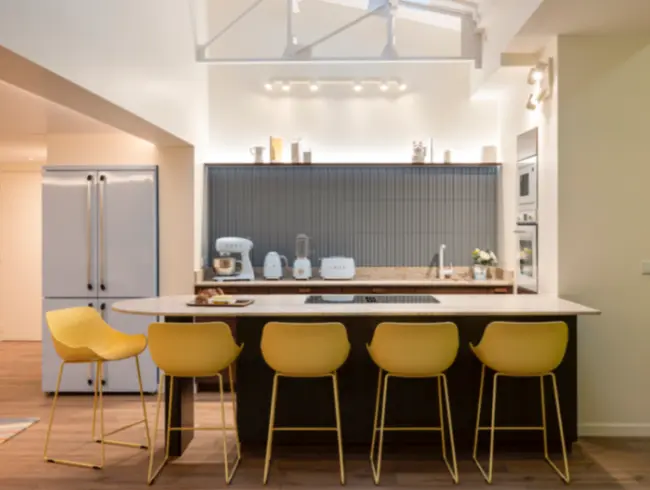 Design Loft with Open Kitchen for Events in Boulogne-Billancourt