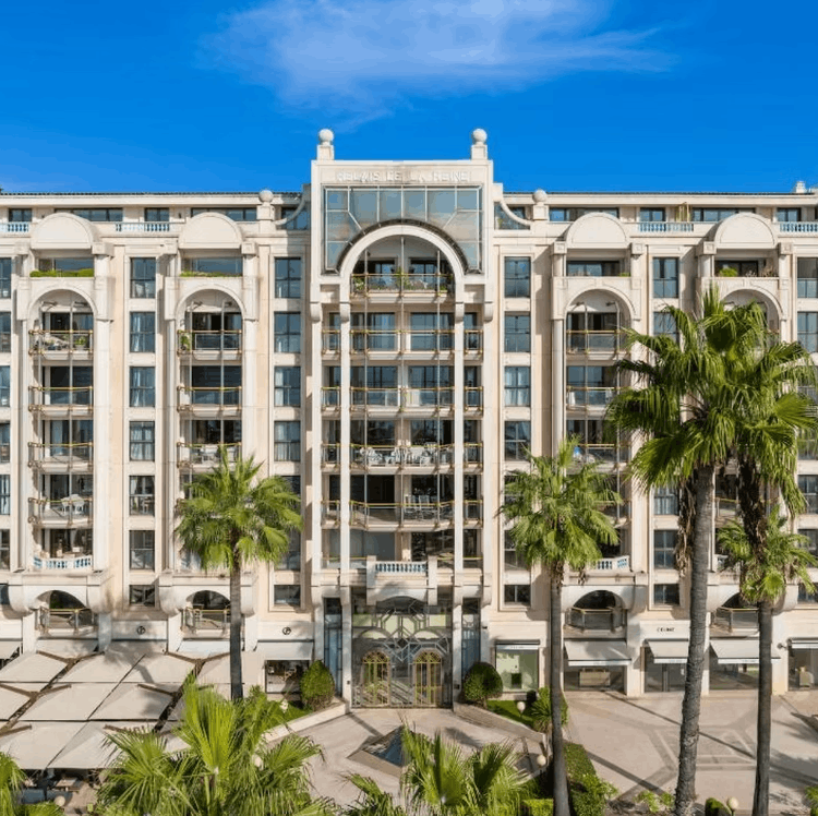 Appartement Moderne 2 Pièces avec Terrasses à Cannes pour Événements