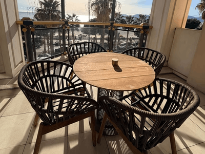 Modern 2-Bedroom Apartment with Terraces in Cannes for Events