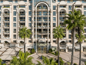 Appartement Moderne 3 Chambres pour Événements à Cannes