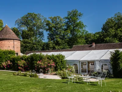 Authentic Barn & Garden Venue for Events in Pays de Bray