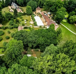Terrace & 4-Hectare Park for Events in Saint-Léger-en-Bray