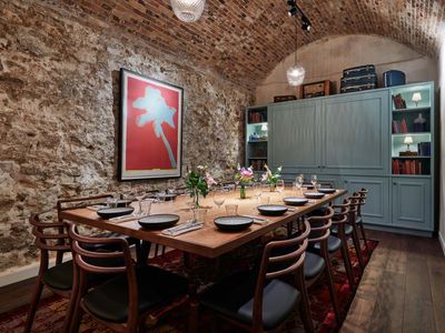 The Apartment's Grand Room: Ideal for Large Team Gatherings in Paris