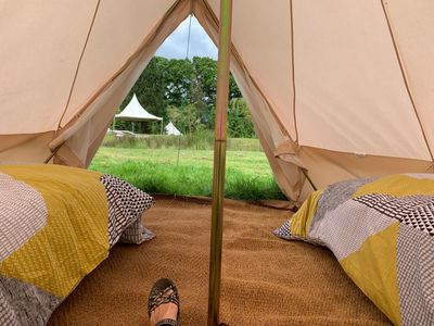 10-Acre Sussex Countryside Glamping Retreat with Sauna & Outdoor Kitchen