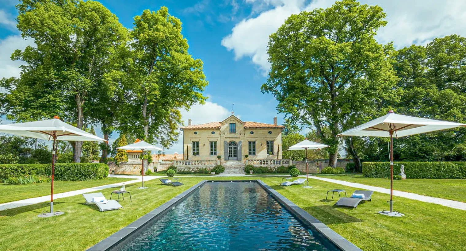 Elegant 19th-Century Charterhouse in Bordeaux Vineyards