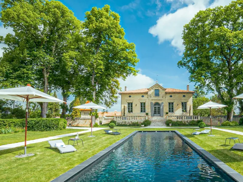 Elegant 19th-Century Charterhouse in Bordeaux Vineyards