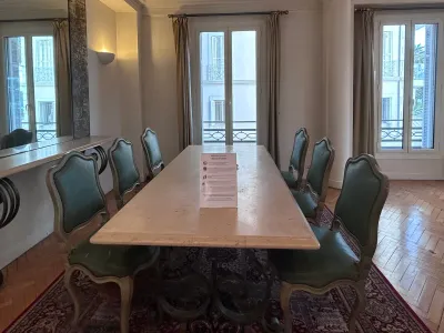 Luxury 2-Bedroom Apartment with Sea View in Cannes