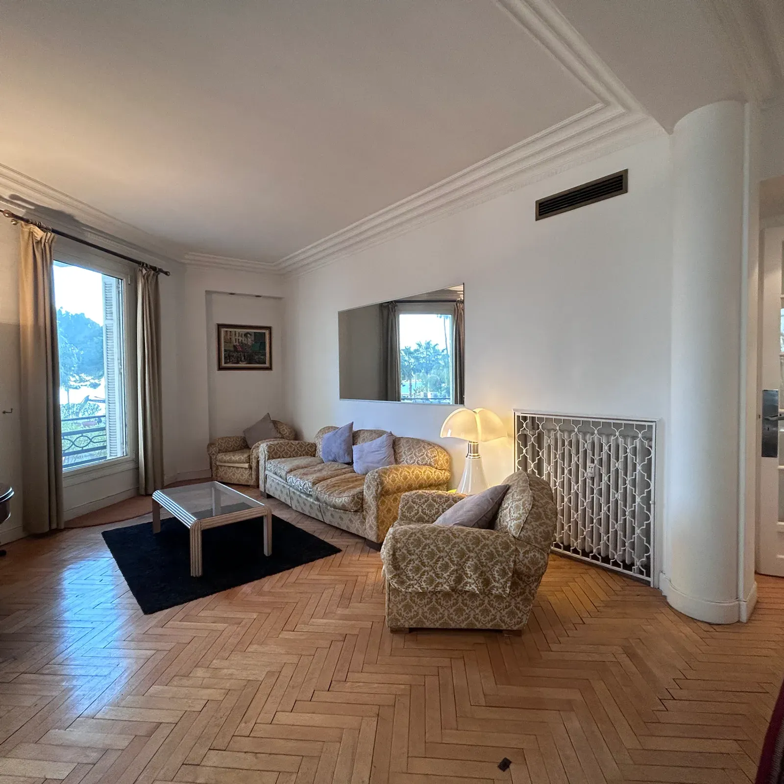 Appartement Luxueux 2 Chambres avec Vue Mer à Cannes