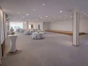 Modern Event Venue Near Narbonne & Perpignan | Elegant Reception Space