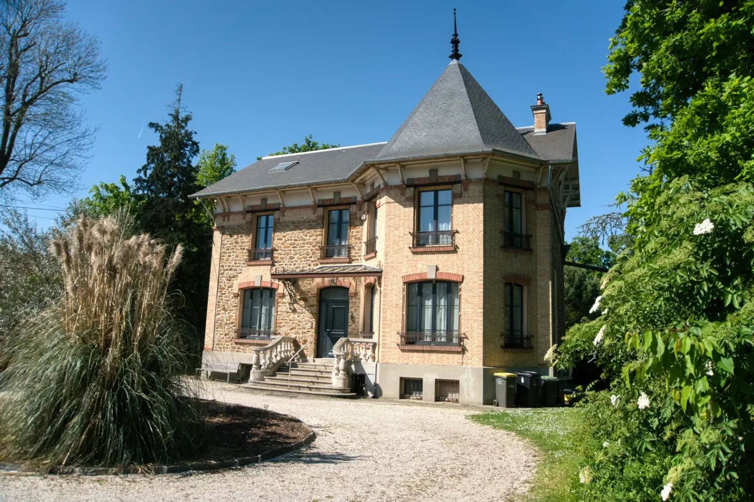 Manoir des Années 1920 près de Paris | Lieu Authentique pour Événements