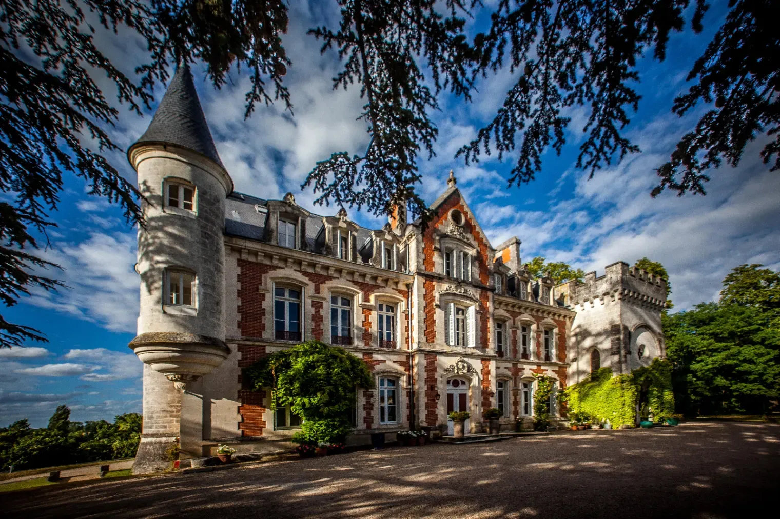 Château pour Événements Professionnels & Séminaires à Saint-Yrieix-sur-Charente
