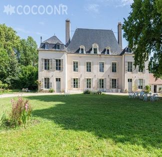 Domaine du XVIIIe Siècle en Berry : Lieu Historique pour Événements