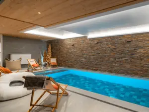 Luxury Chalet in Briançon with Panoramic Mountain Views & Indoor Pool