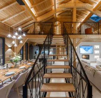 Chalet de Luxe à Briançon avec Vue Panoramique et Piscine Intérieure