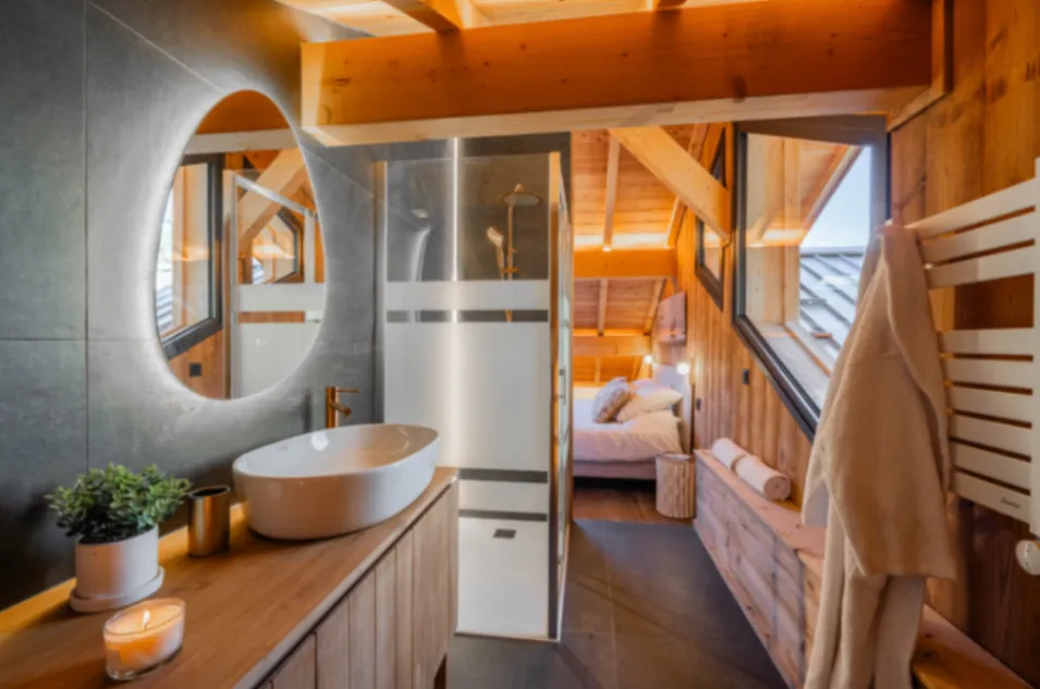 Luxury Chalet in Briançon with Panoramic Mountain Views & Indoor Pool