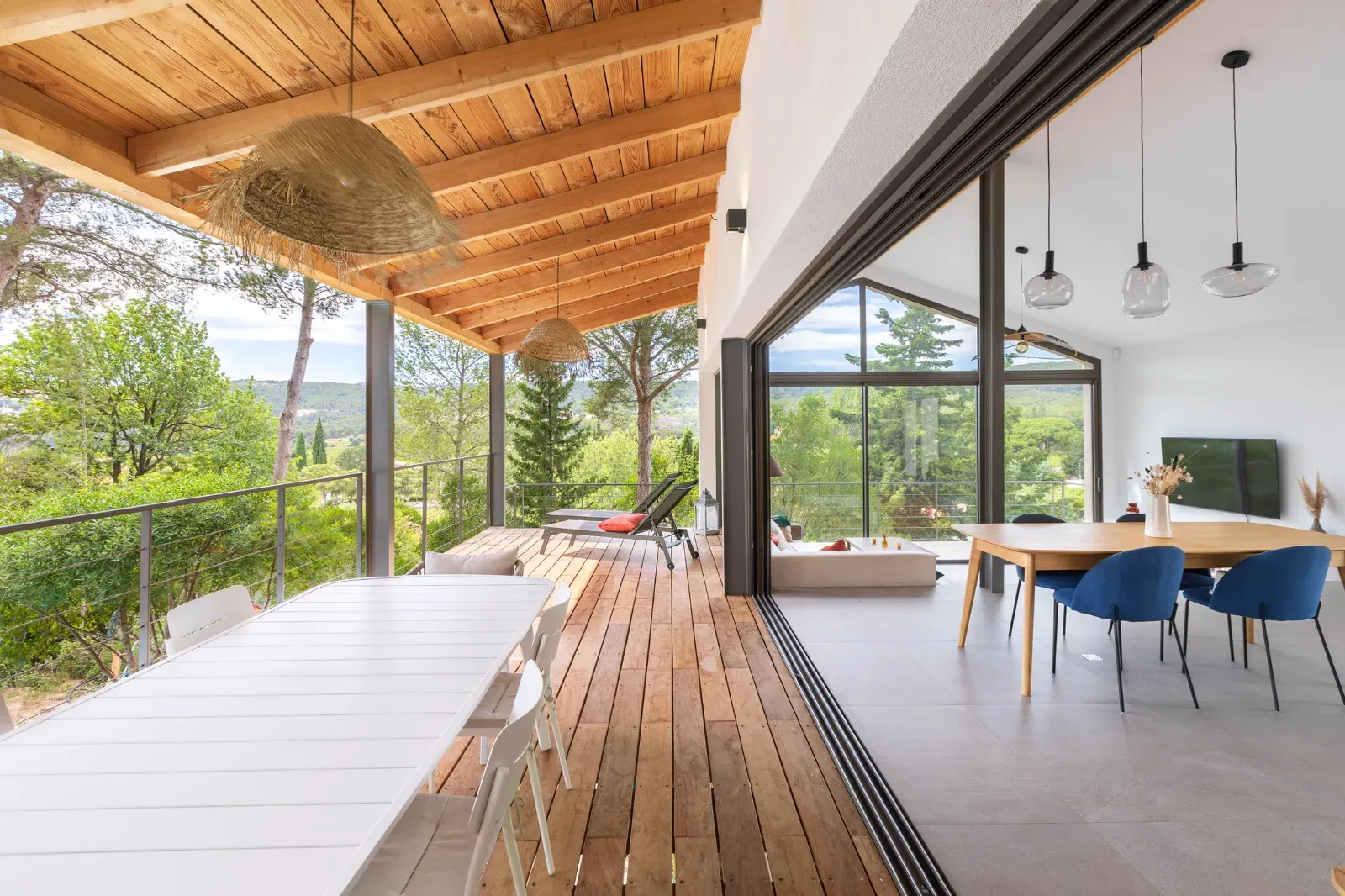 Maison d'Architecte à Cassis pour Séances Photo & Productions Cinéma