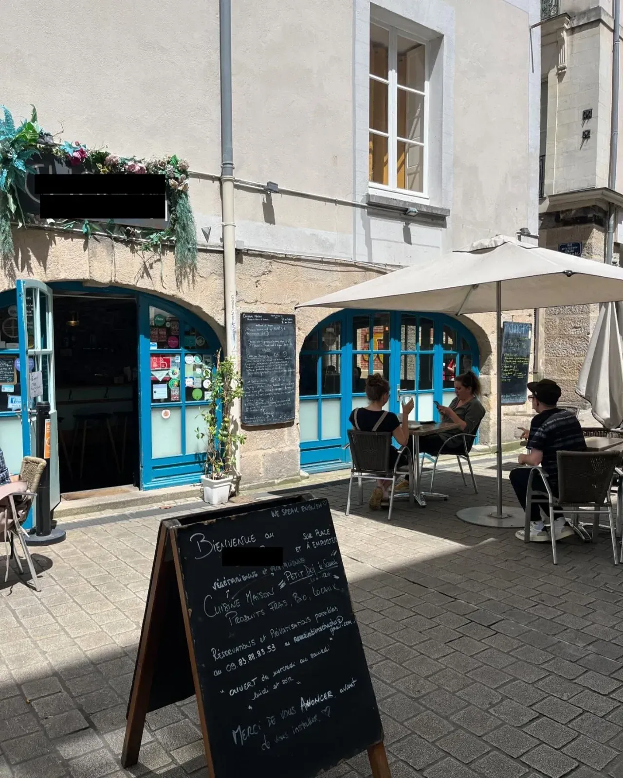 Cosy Stone & Beam Venue for Events in Nantes
