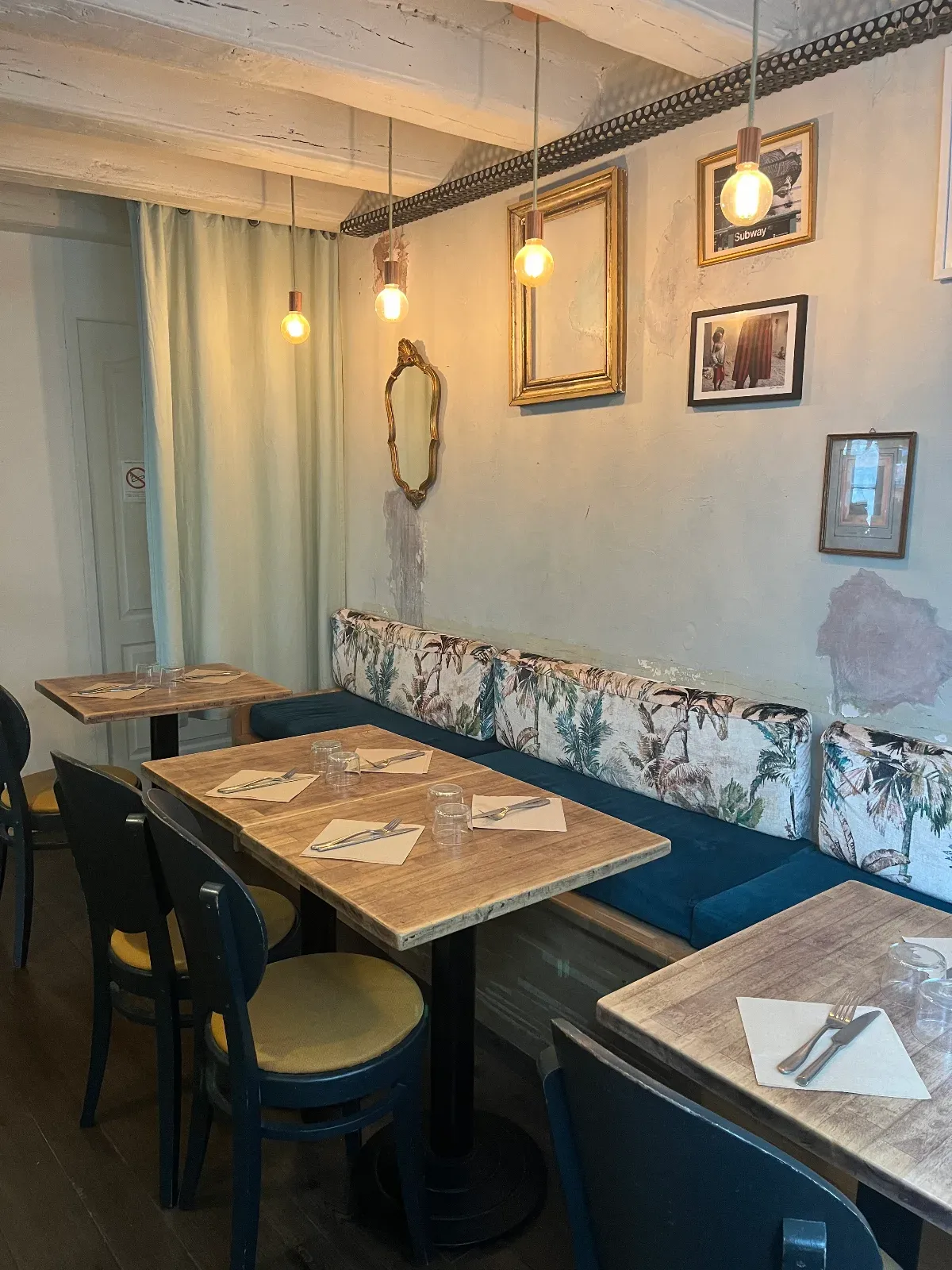 Cosy Stone & Beam Venue for Events in Nantes