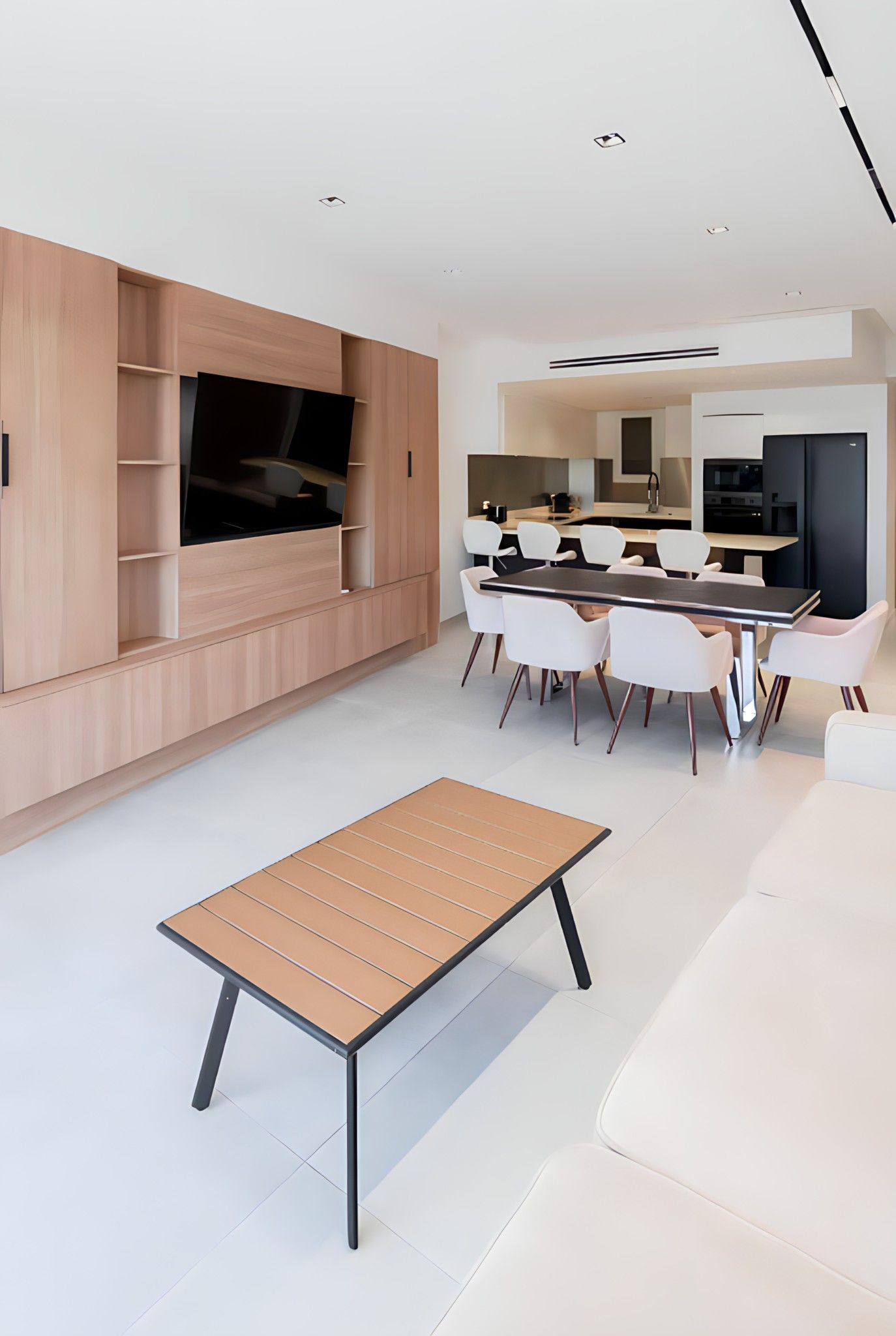 Luxury 2 Bedroom Apartment with Terrace on the Croisette, Cannes
