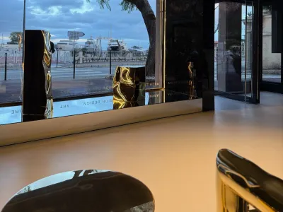 Galerie Moderne & Espace de Bureau pour Événements à Beaulieu-sur-Mer