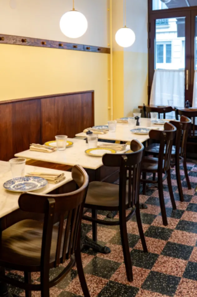 Bistrot Intime pour Cuisine de Saison et Vins Naturels à Paris