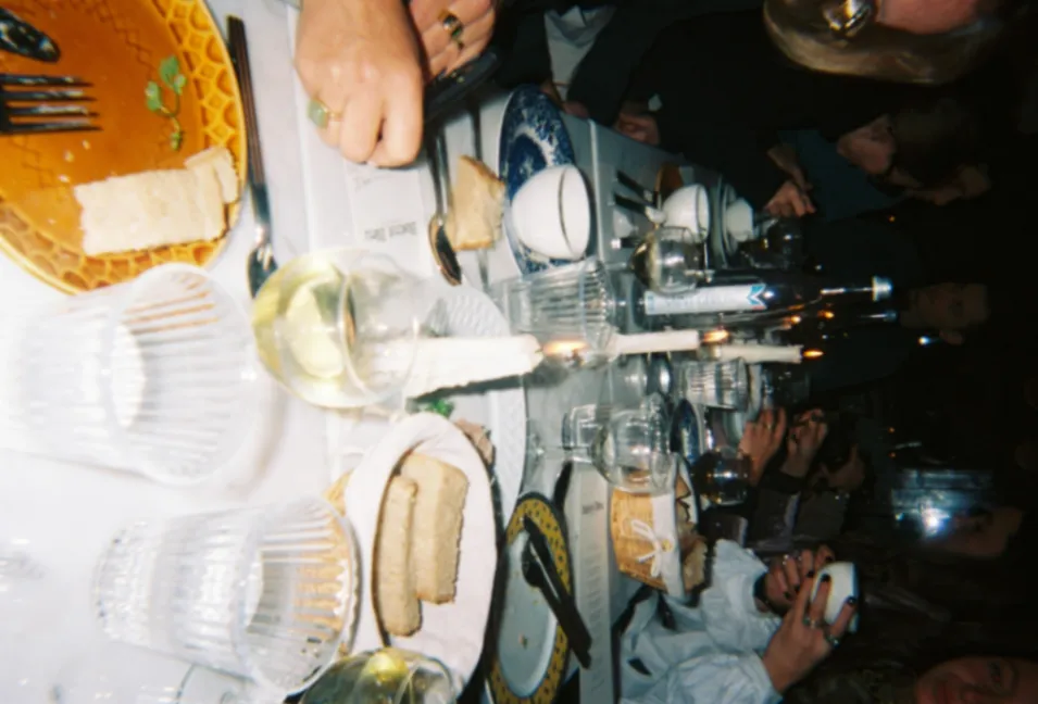 Bistrot Intime pour Cuisine de Saison et Vins Naturels à Paris