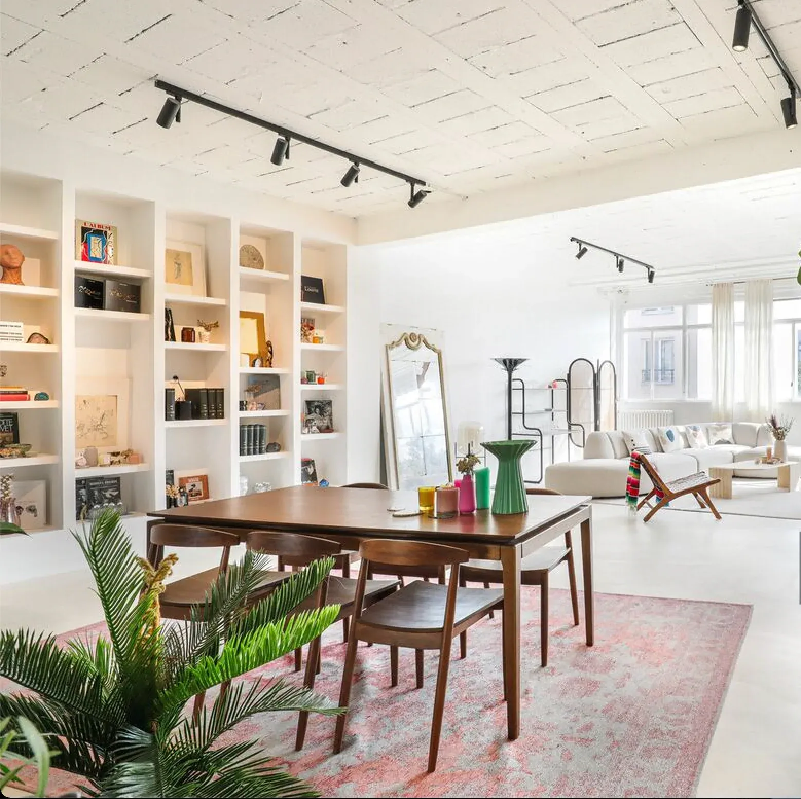 Artistic Loft in Montreuil: A Creative Haven for Events