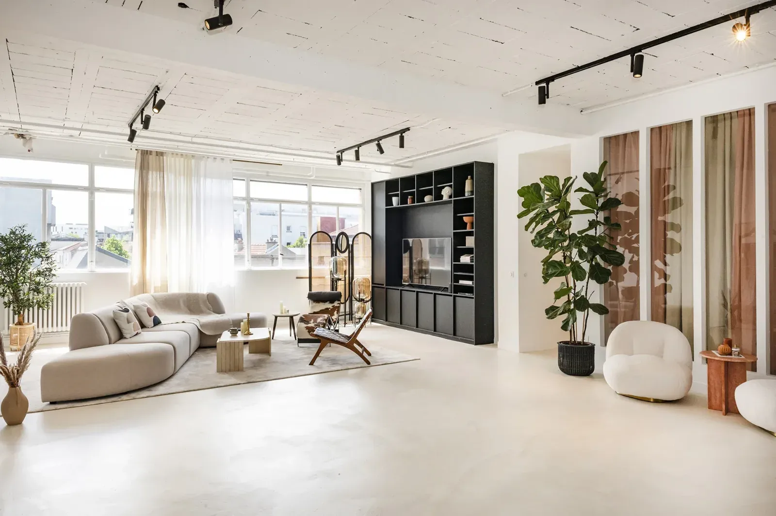 Artistic Loft in Montreuil: A Creative Haven for Events