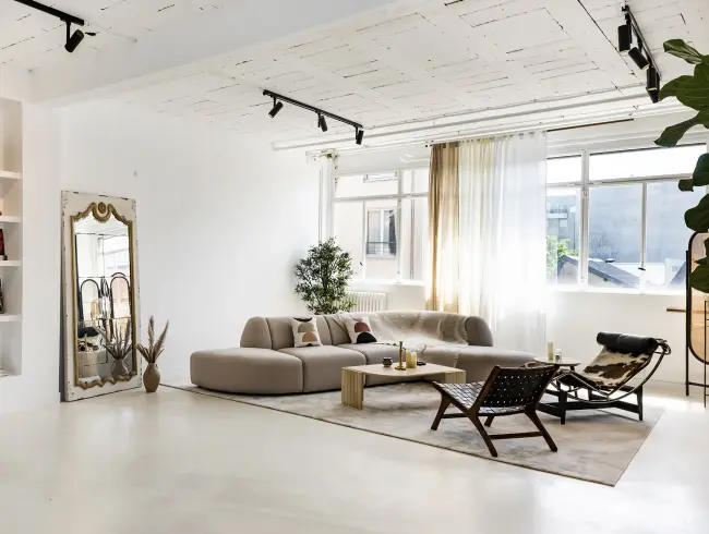 Artistic Loft in Montreuil: A Creative Haven for Events