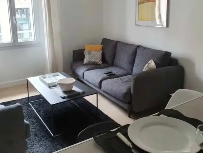 Renovated 3-Bedroom Apartment near Old Port, Cannes | Sleeps 6