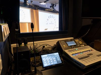Auditorium Moderne pour Réunions, Lancements de Produits & Séminaires à Paris
