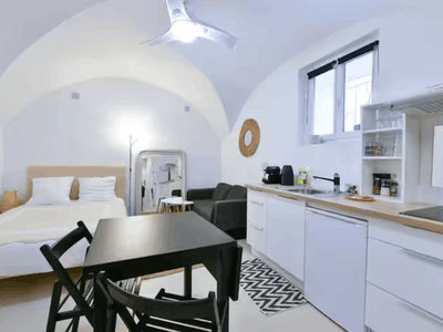Studio dans le Quartier Historique de Cannes | Séjour Authentique près du Marché Forville