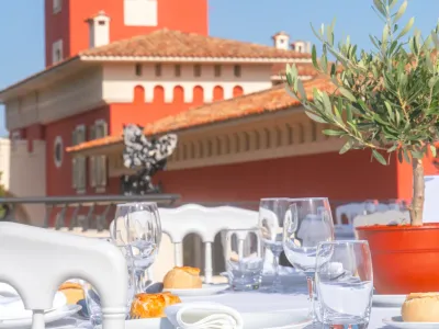 Château with Panoramic Terrace for Events in Nice