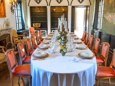 Château de Nice: A Roaring Twenties Experience with Sea & Mountain Views