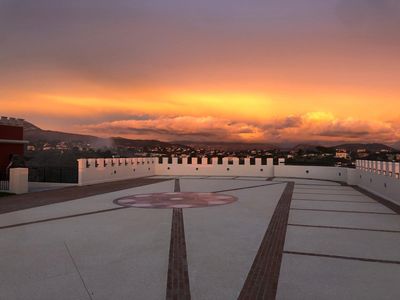 Terrasse Panoramique avec Vue Imprenable sur la Mer Méditerranée | Espace Événementiel de 380m²