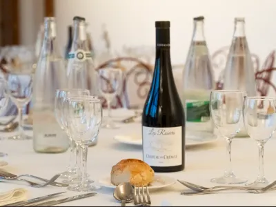 Elegant Modular Venue with Stunning Hill Views in Nice