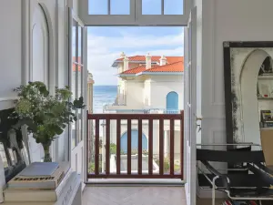 Coastal Editorial Residence: A Private Loft in Biarritz