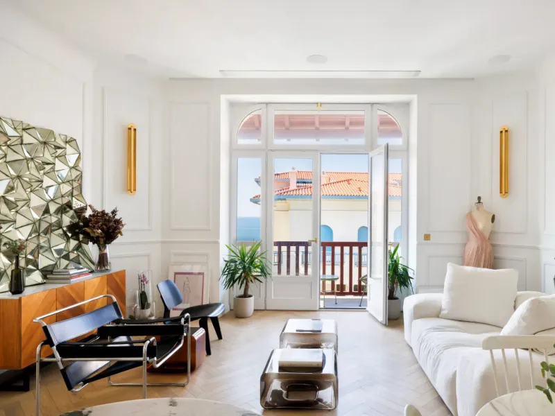 Résidence Côtière Éditoriale : Un Loft Privé à Biarritz