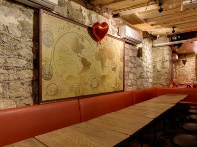 Traditional French Restaurant with Asian & Mediterranean Influences in Saint-Germain-des-Prés