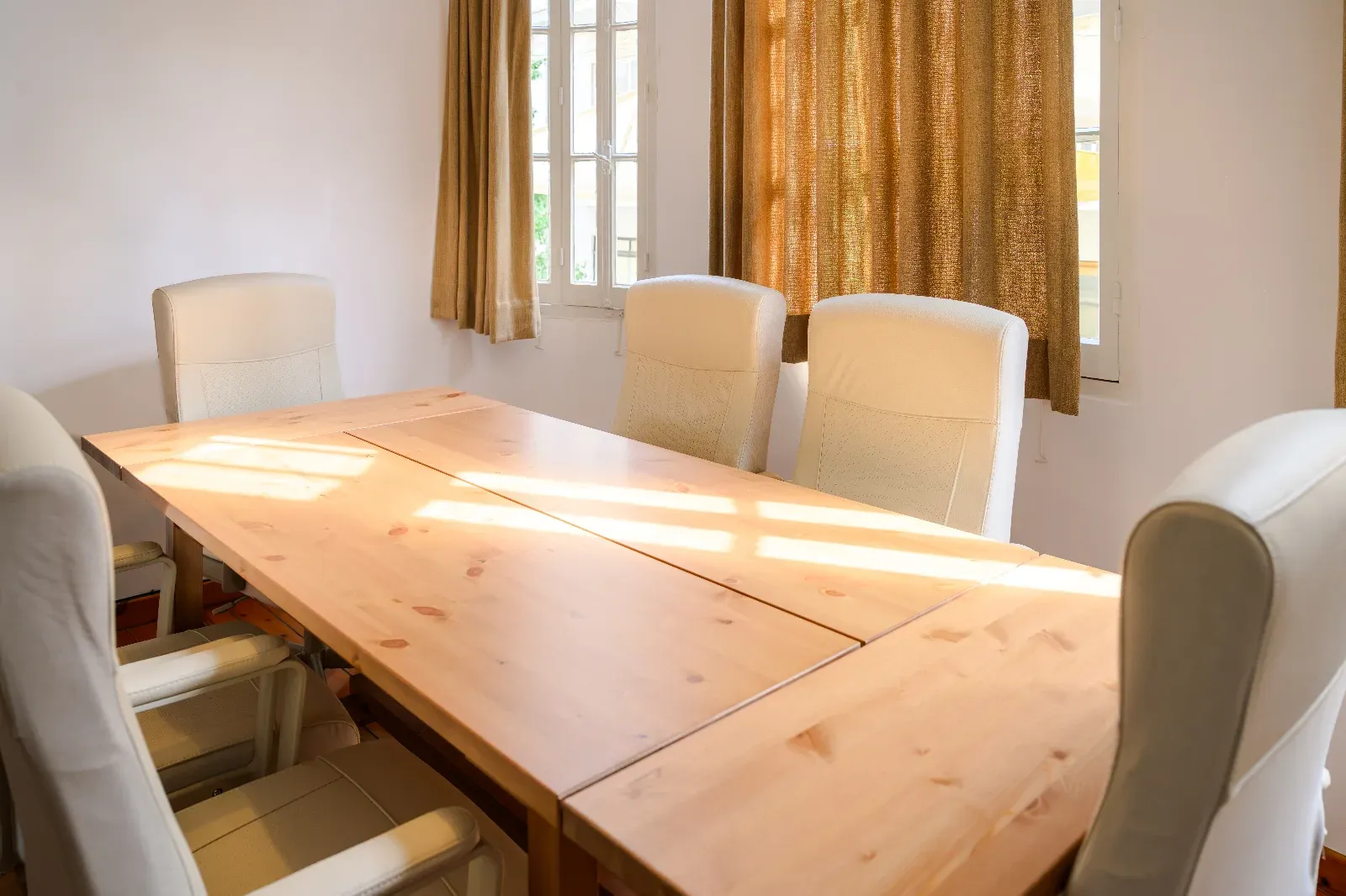 Focused Workspace for Rent in Old Nicosia | Calm & Productive