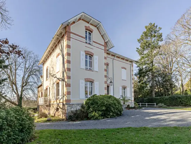 Belle Époque Villa for Seminars & Events in Grand-Fougeray
