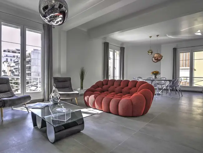 Modern 4-Bedroom Apartment in Cannes for Events