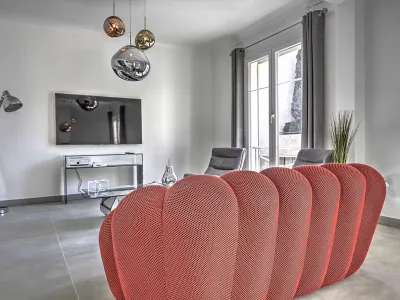 Modern 4-Bedroom Apartment in Cannes for Events