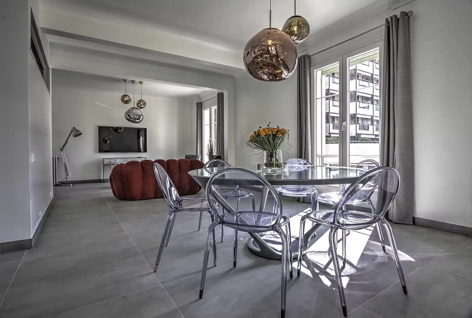 Modern 4-Bedroom Apartment in Cannes for Events