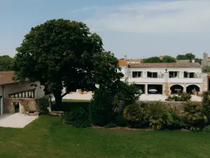 Exotic Event Venue in Charente-Maritime for Seminars & Team Building