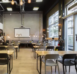Modern 100 m² Event Space in Paris for Conferences & Private Events